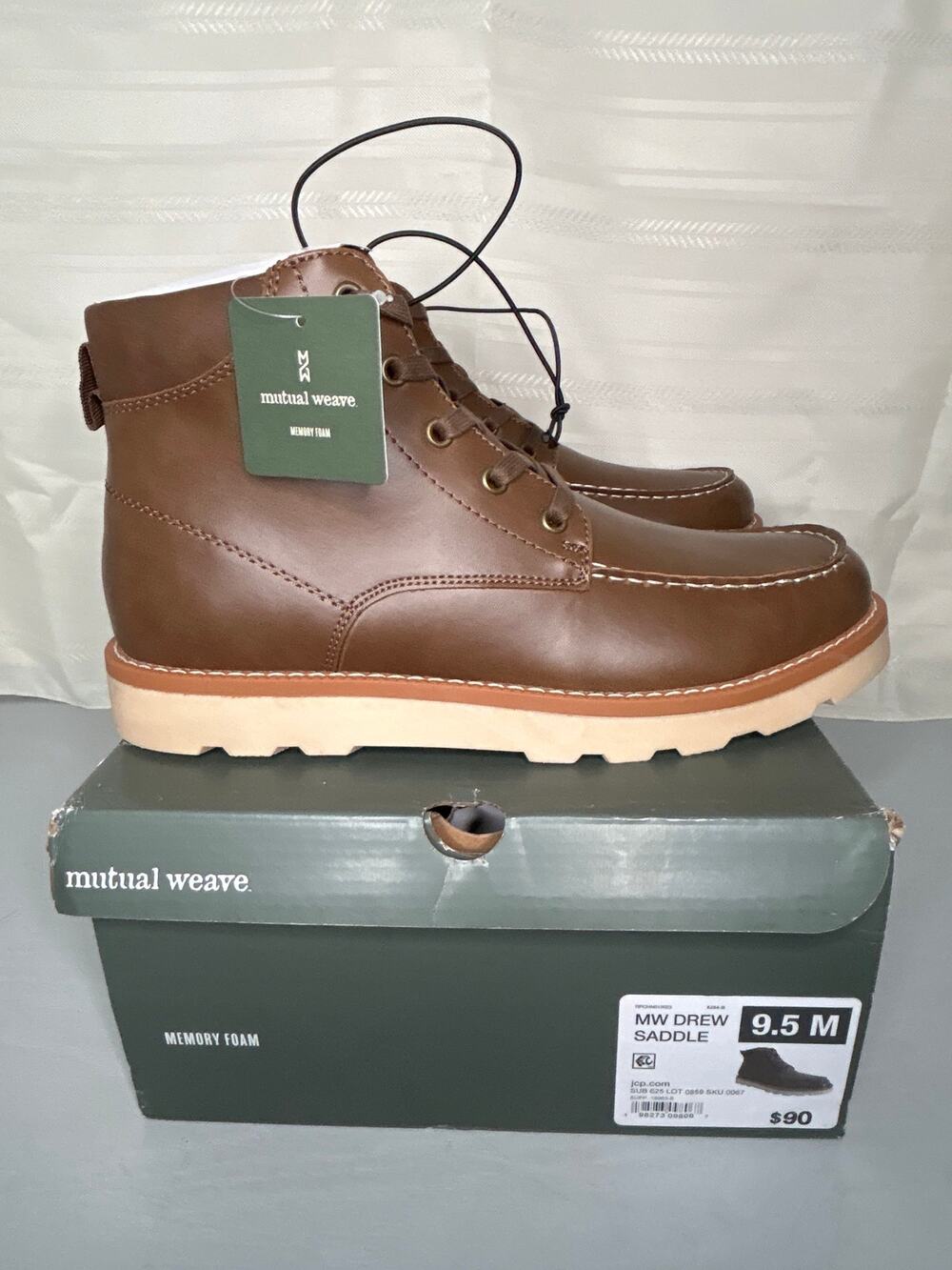 Mutual Weave Drew Moc Toe Lace Up Boot Saddle Faux Leather Size 9.5 Memory Foam